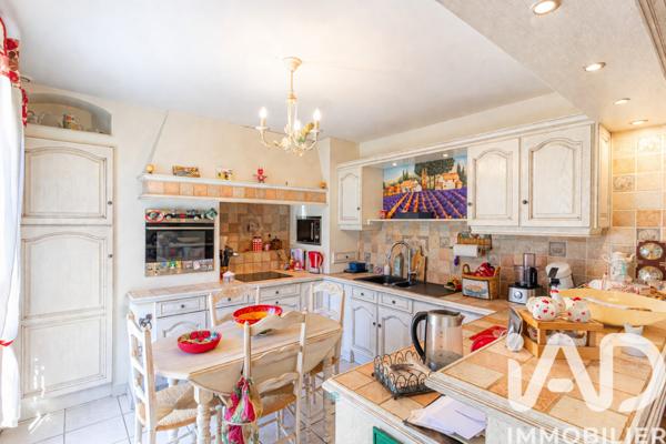 Maison à vendre 6 pièces 163 m² Thoiry