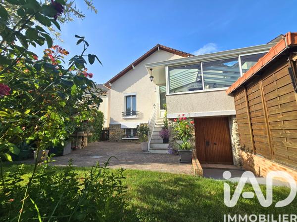 Maison à vendre 5 pièces 106 m² Sainte-Geneviève-des-Bois