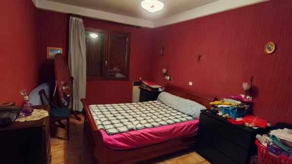 Maison 4 pièces à vendre à POUSSAN sur 3000 m2 de terrain - Hérault - 34