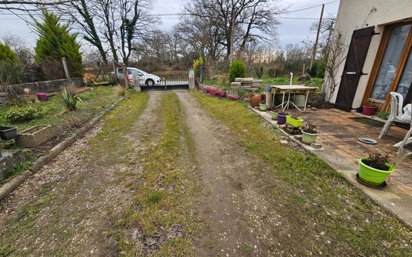 Maison à vendre    4 pièces •  La Châtre-Langlin