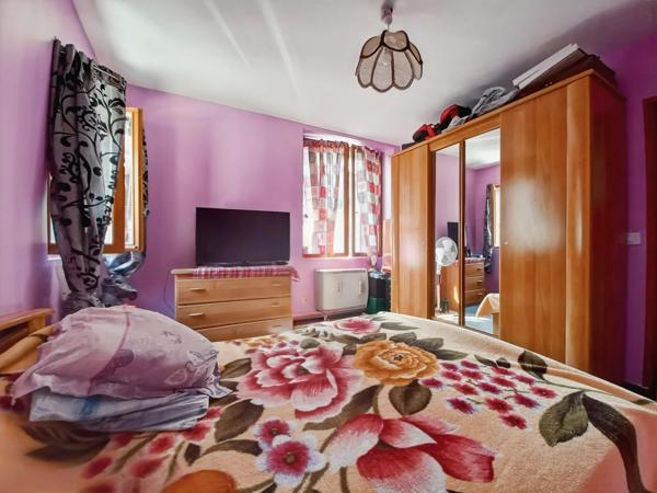 Maison mitoyenne rénovée avec combles aménageables – Quartier de la Liberté, Aix-les-Bains