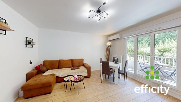 Appartement
         4 pièces
        - 80 m² 239 000 € *