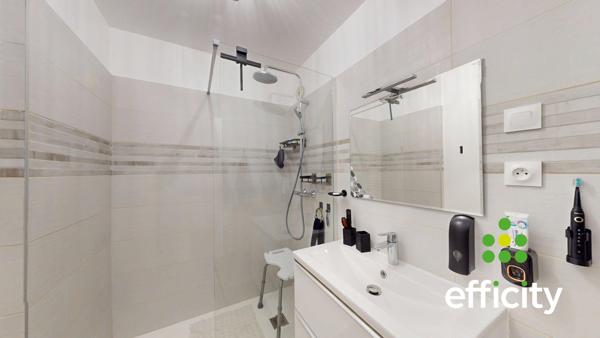 Appartement
         4 pièces
        - 80 m² 239 000 € *