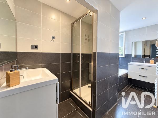 Appartement à vendre 3 pièces 73,87 m² Montigny-le-Bretonneux