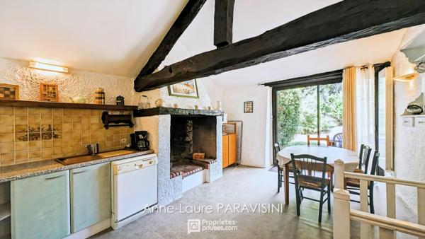 Maison, gîte indépendant et écuries sur 12 000 m² avec vue panoramique