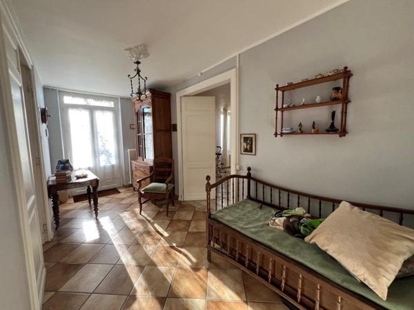 SAINT-SAVIN MAISON DE MAÎTRE Saint-Savin (33920)