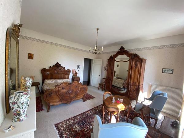 SAINT-SAVIN MAISON DE MAÎTRE Saint-Savin (33920)