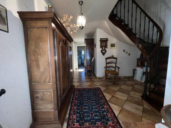 SAINT-SAVIN MAISON DE MAÎTRE Saint-Savin (33920)