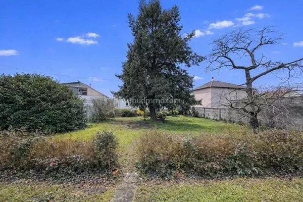 Vente                                                      Maison
                        
                     6 pièces                      150 m2                     à Wintzenheim