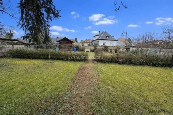 Vente                                                      Maison
                        
                     6 pièces                      150 m2                     à Wintzenheim