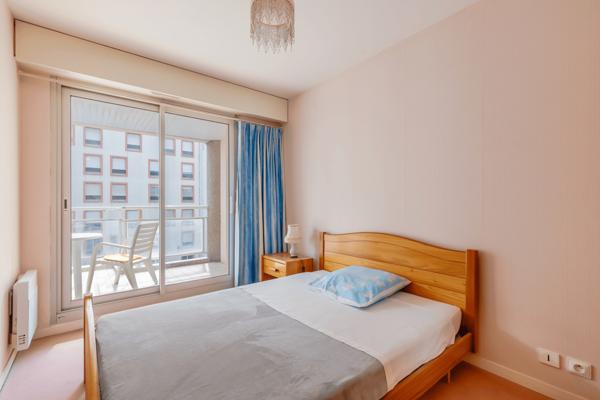 Appartement Les Sables D Olonne 2 pièces 32.86 m² terrasse 11.55 m² à 50 mètres de la plage