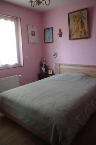 Maison  4 pièce(s) 3 chambres sous-sol 62 m2  Saint Lubin des Joncherets au prix 176 800 HAI