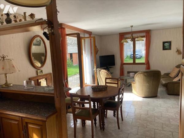 Maison rare à Bramans – 2 appartements F3 avec terrain et garage attenants.