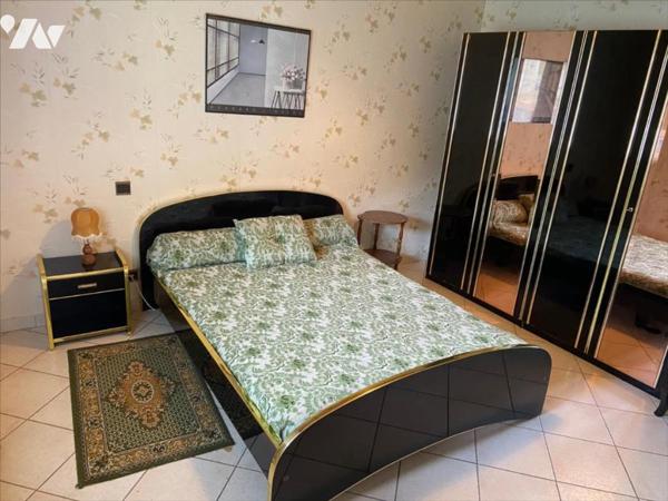 Maison rare à Bramans – 2 appartements F3 avec terrain et garage attenants.