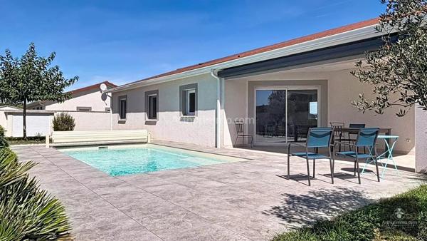 Vente                                                      Maison
                        
                     5 pièces                      122 m2                     à Villerest