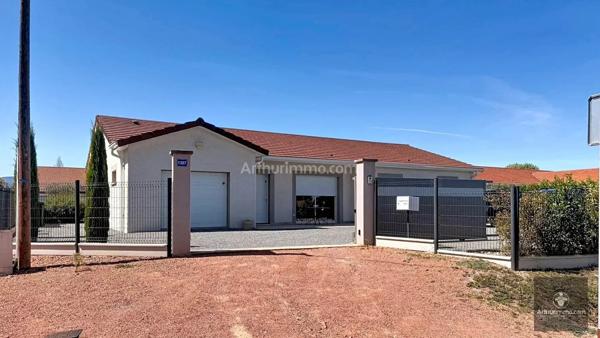 Vente                                                      Maison
                        
                     5 pièces                      122 m2                     à Villerest