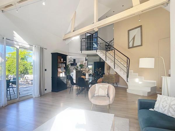 Maison à vendre 5 pièces MONTS de 138 m2 au sol (37)