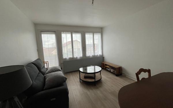 Maison à louer    5 pièces • 111,86 m2 Saint-Junien