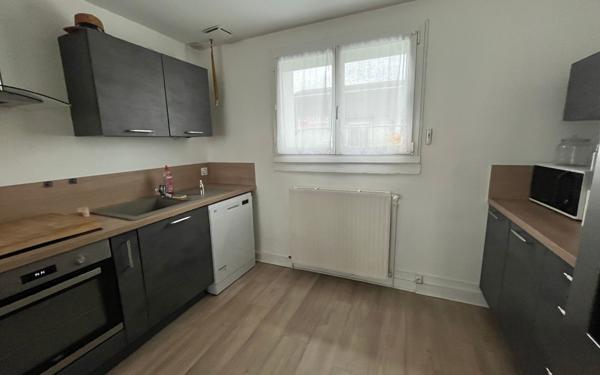 Maison à louer    5 pièces • 111,86 m2 Saint-Junien