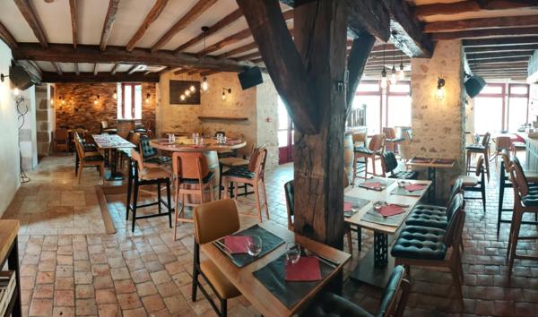 36370 PRISSAC - RESTAURANT 65 COUVERTS, TERRASSE