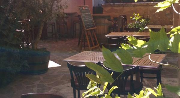 36370 PRISSAC - RESTAURANT 65 COUVERTS, TERRASSE