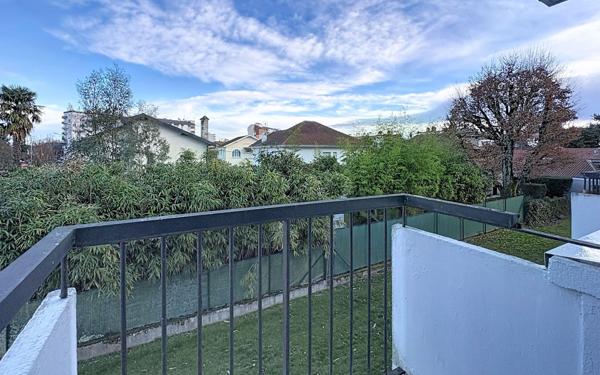 Appartement à vendre    3 pièces • 58,60 m2 Billère