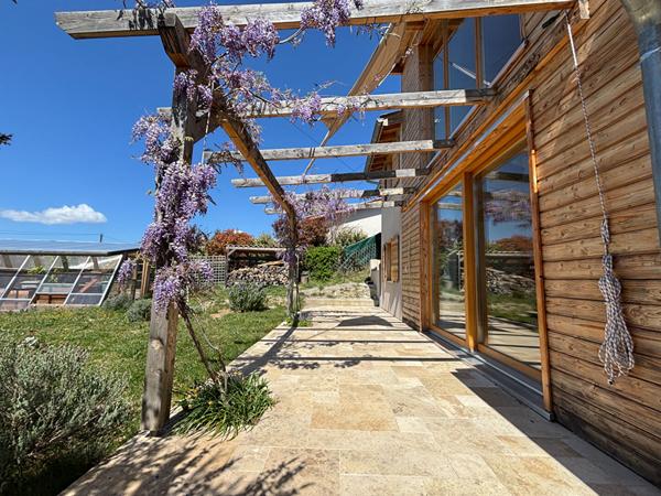 Maison Sisteron 4 pièce(s) de 110m2 plus dépendances