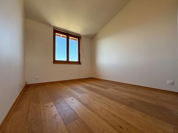 Maison Sisteron 4 pièce(s) de 110m2 plus dépendances