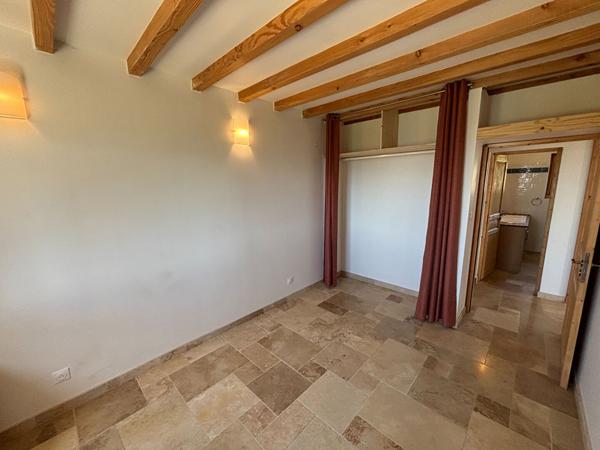 Maison Sisteron 4 pièce(s) de 110m2 plus dépendances