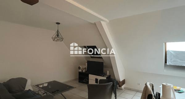 À vendre Appartement 3 pièces 47 m² - Franois 25770
