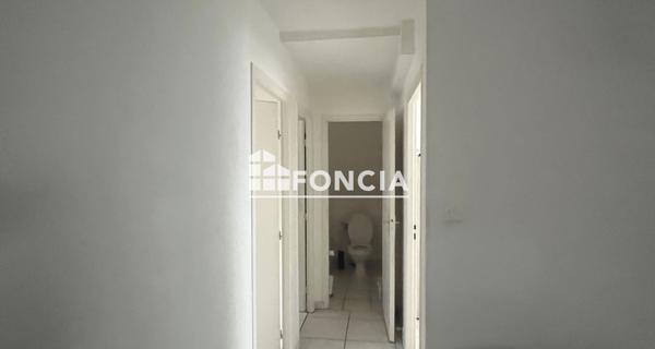 À vendre Appartement 3 pièces 47 m² - Franois 25770