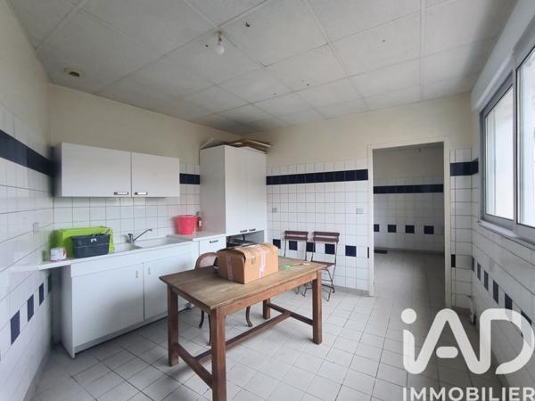Maison à vendre 15 pièces 321 m² Chauvigny