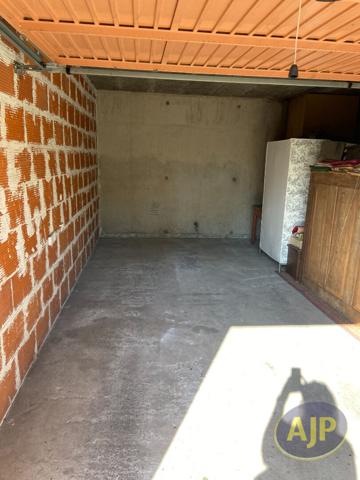 Location parking Saintes : 76 € - AJP Immobilier Saintes