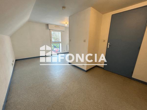 Location Studio 22.01 m² - 5 ALLEE DE L'ILE MEABAN Vannes 56000
