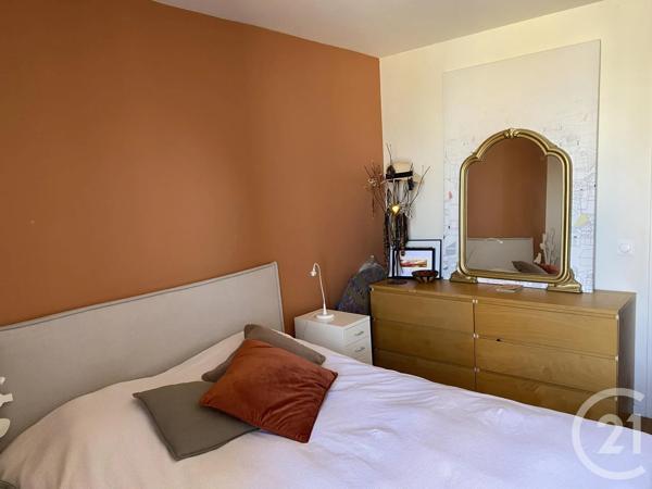 Appartement T2 à vendre  2 pièces - 49 m 2   VILLEURBANNE  - 69