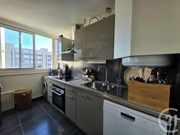 Appartement T2 à vendre  2 pièces - 49 m 2   VILLEURBANNE  - 69