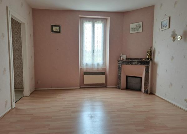 MAISON 8 PIECES DE 177M2