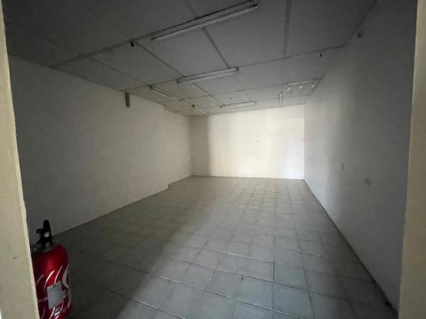 Dpt Hautes Pyrénées (65), à louer TARBES Local commercial