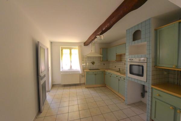 MAISON DE VILLE RÉNOVÉE AVEC JARDIN