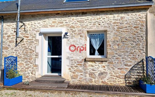 Maison à vendre    3 pièces •  Ambon