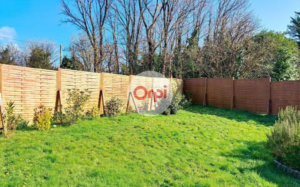 Maison à vendre    3 pièces •  Ambon