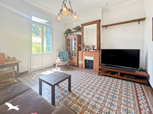 Maison à vendre 595 000 € Marseille 13 6 p 174 m² DPE D