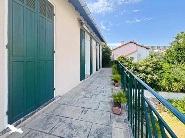 Maison à vendre 595 000 € Marseille 13 6 p 174 m² DPE D