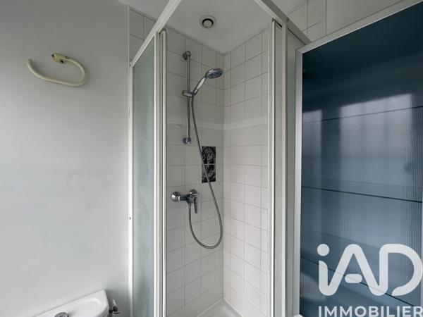 Location studio 31 m² Lille