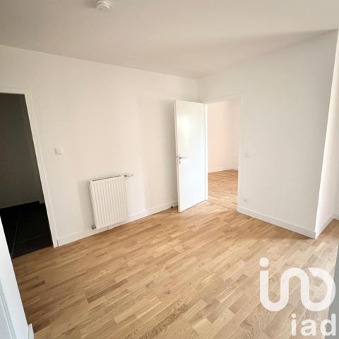 Appartement à vendre 2 pièces 43 m² Saint-Cyr-l'École