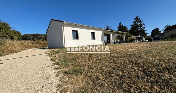 Location Maison 4 pièces 99.09 m² - Plats 07300