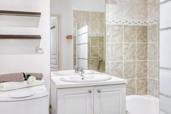 Type2 climatisé terrasse 2 parking en sous sol