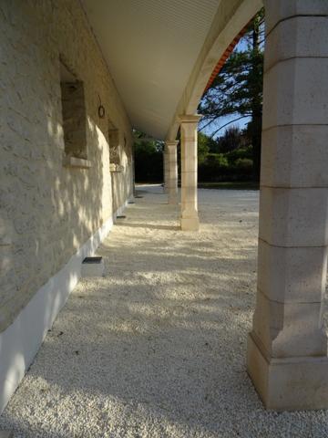 Maison à vendre 8 pièces ROULLET SAINT ESTEPHE (16)