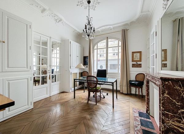 Appartement 3 pièces de 82.83 m² - Saint-Germain-en-Laye