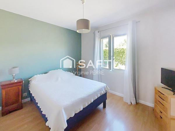 MAISON AVEC UN GRAND GARAGE - 6 PIECES - 150M2 - ROYAN ( 17200)